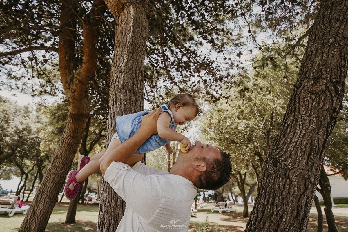 Family shooting Lucas, Saskia, and Lina in Pula - Istria