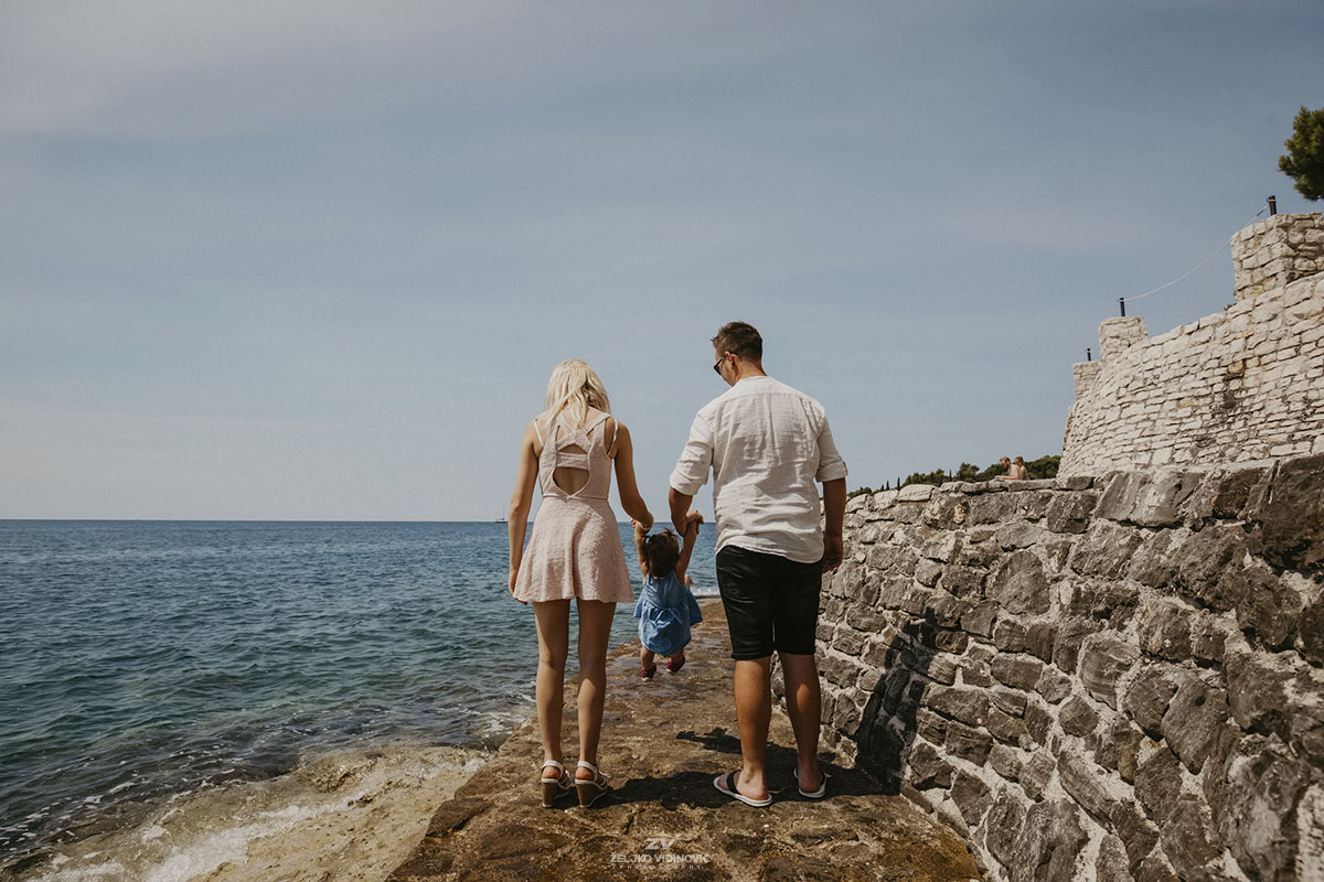Family shooting Lucas, Saskia, and Lina in Pula - Istria