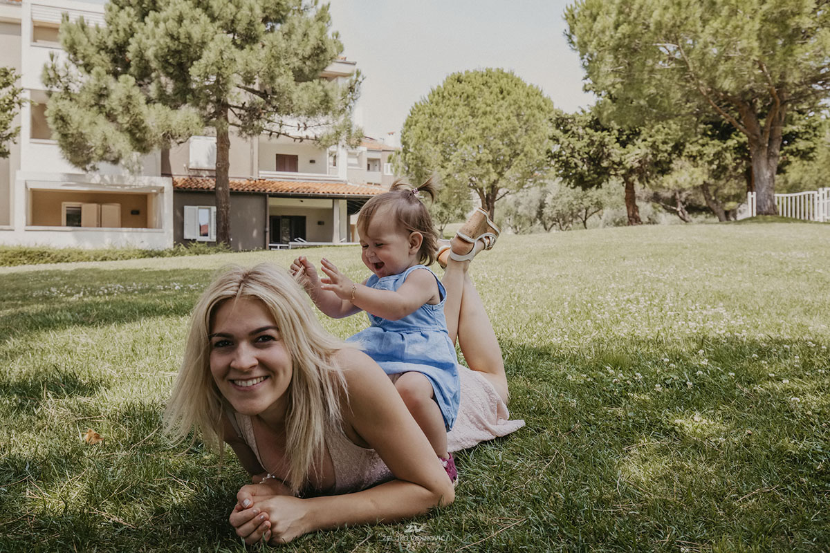 Family shooting Lucas, Saskia, and Lina in Pula - Istria