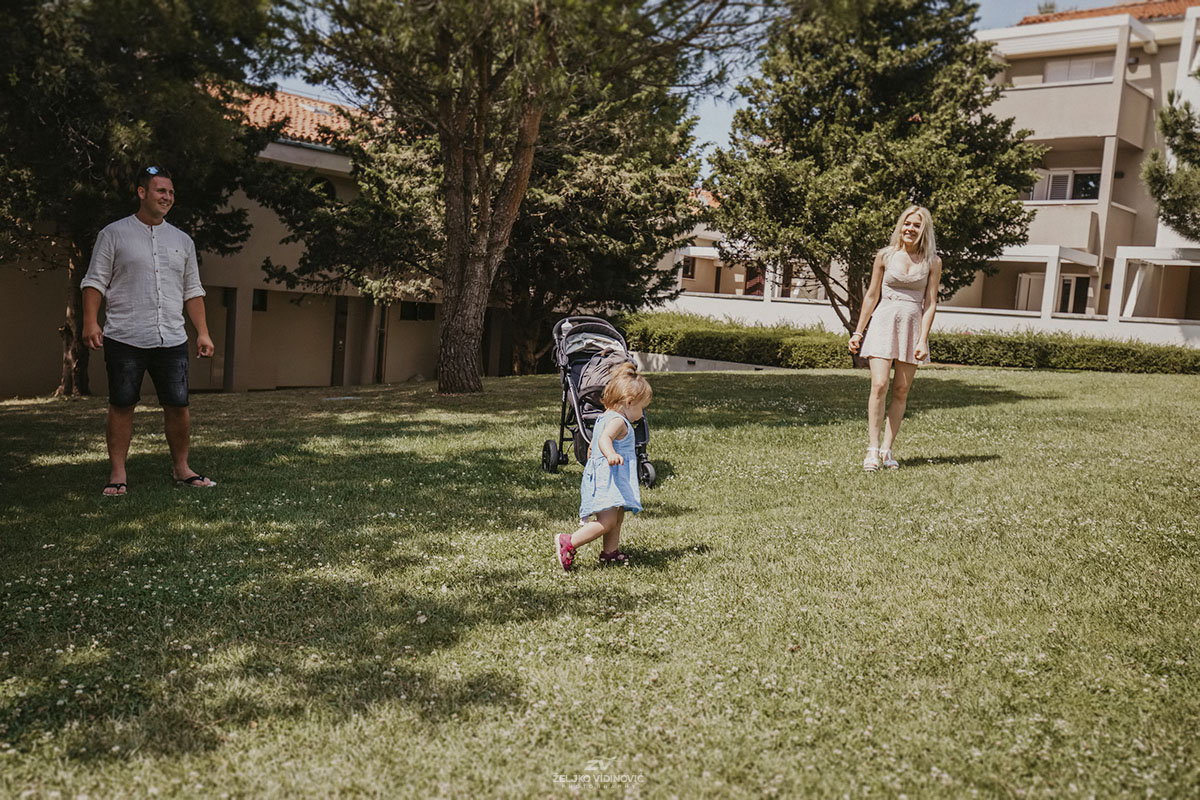 Family shooting Lucas, Saskia, and Lina in Pula - Istria