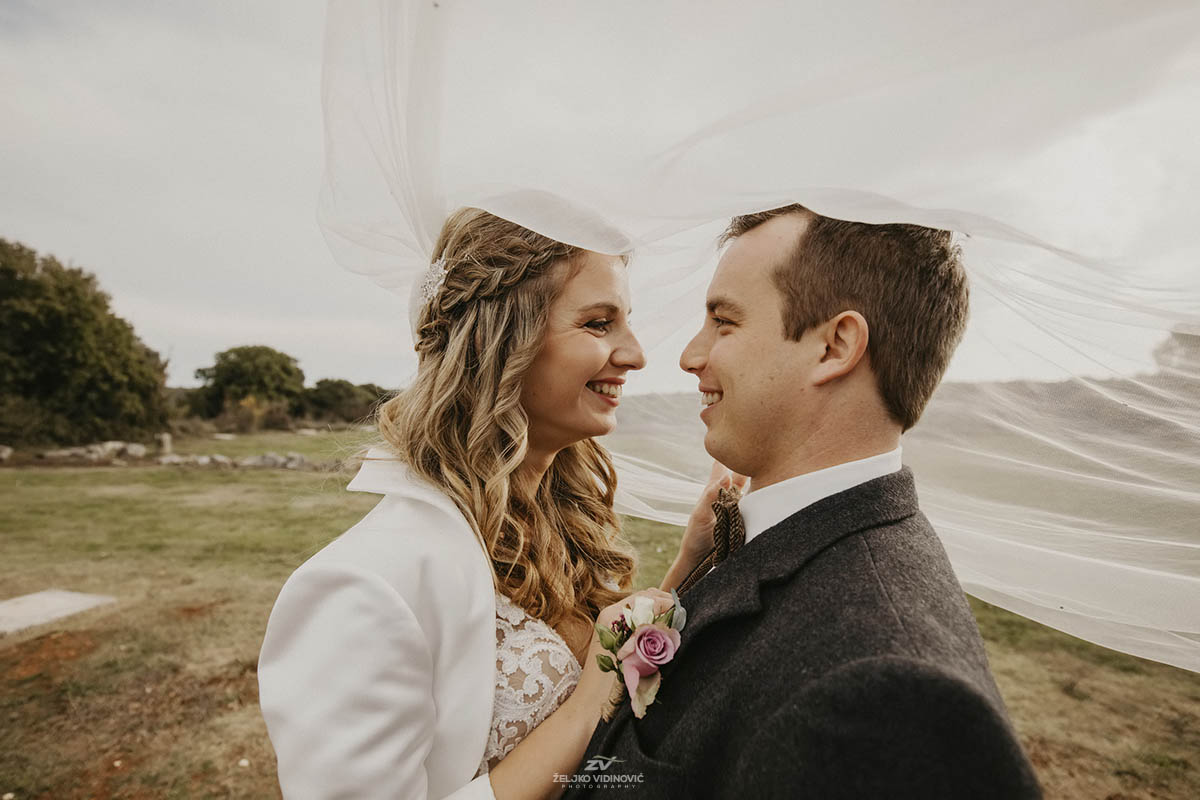 Mirela & Matija, Wedding in Istria, in beautiful place Paladnjaki near Žminj - Wedding photographer Istria
