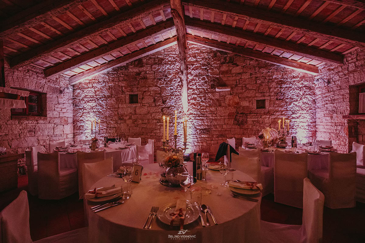 Mirela & Matija, Wedding in Istria, in beautiful place Paladnjaki near Žminj - Wedding photographer Istria