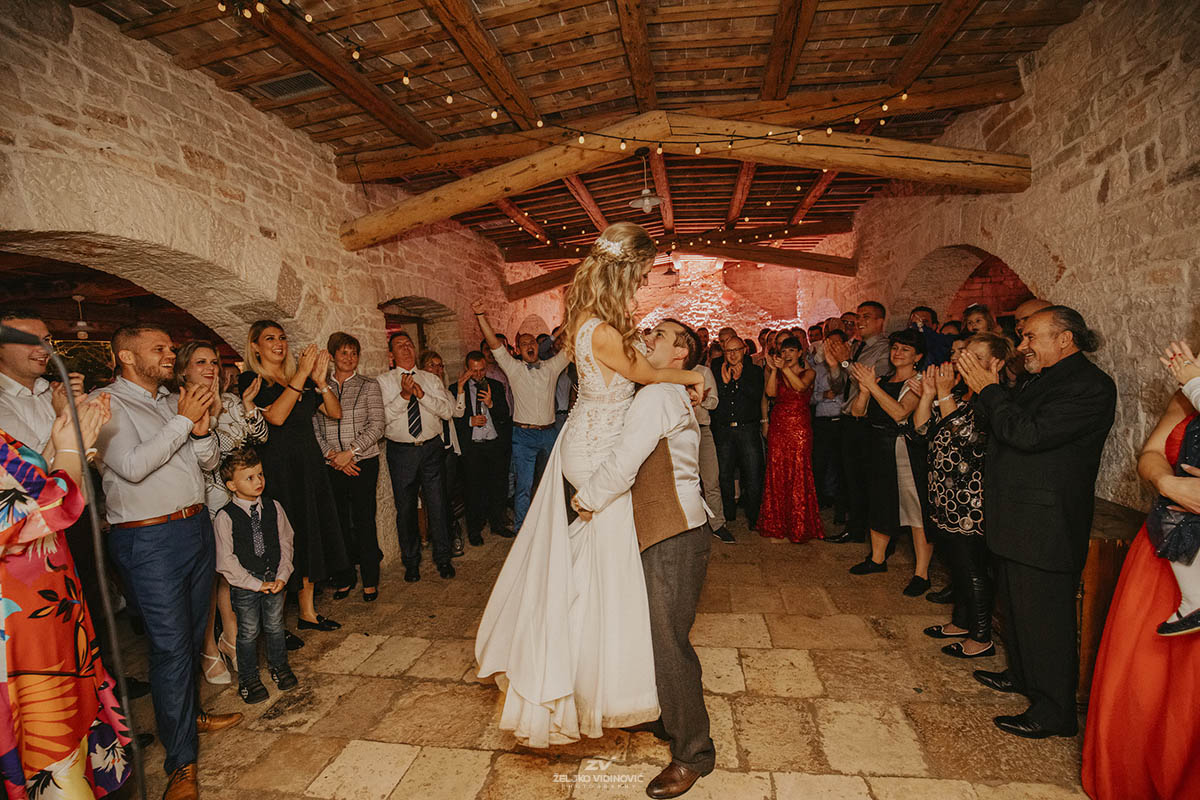 Mirela & Matija, Wedding in Istria, in beautiful place Paladnjaki near Žminj - Wedding photographer Istria