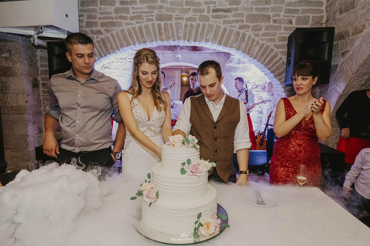 Mirela & Matija, Wedding in Istria, in beautiful place Paladnjaki near Žminj - Wedding photographer Istria