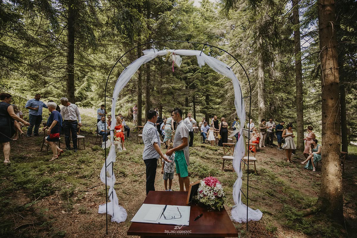 Karmen i Jasmin &ndash; Javorova Dolina &ndash; Maple Valley, Gorski kotar - Wedding photographer Croatia
