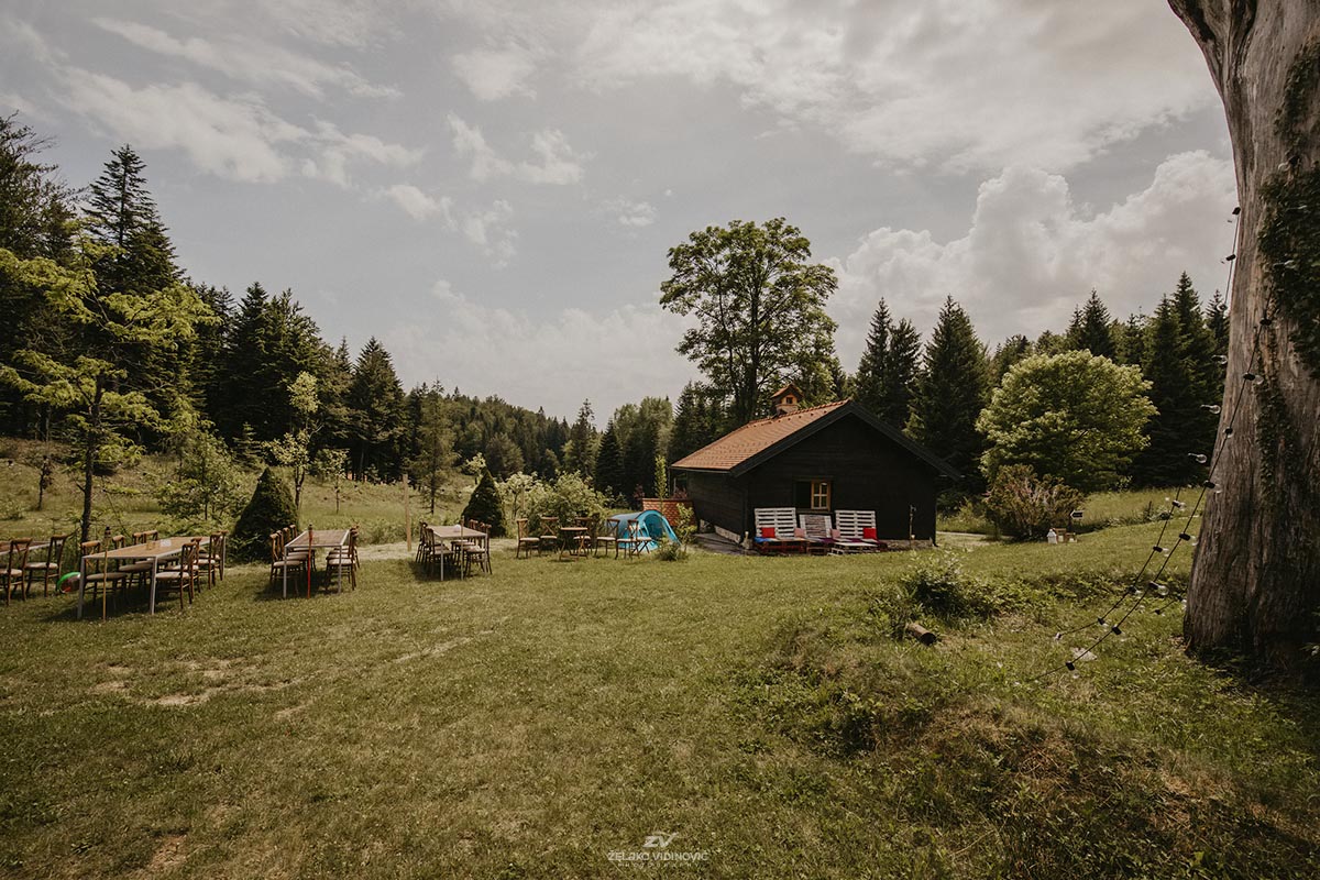 Karmen i Jasmin &ndash; Javorova Dolina &ndash; Maple Valley, Gorski kotar - Wedding photographer Croatia