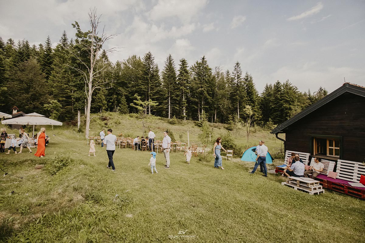 Karmen i Jasmin &ndash; Javorova Dolina &ndash; Maple Valley, Gorski kotar - Wedding photographer Croatia