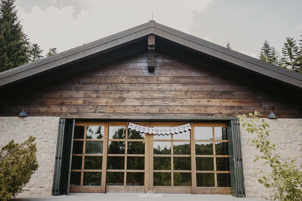 Karmen i Jasmin &ndash; Javorova Dolina &ndash; Maple Valley, Gorski kotar - Wedding photographer Croatia