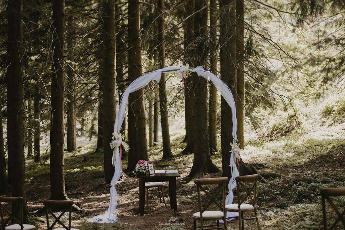 Karmen i Jasmin &ndash; Javorova Dolina &ndash; Maple Valley, Gorski kotar - Wedding photographer Croatia