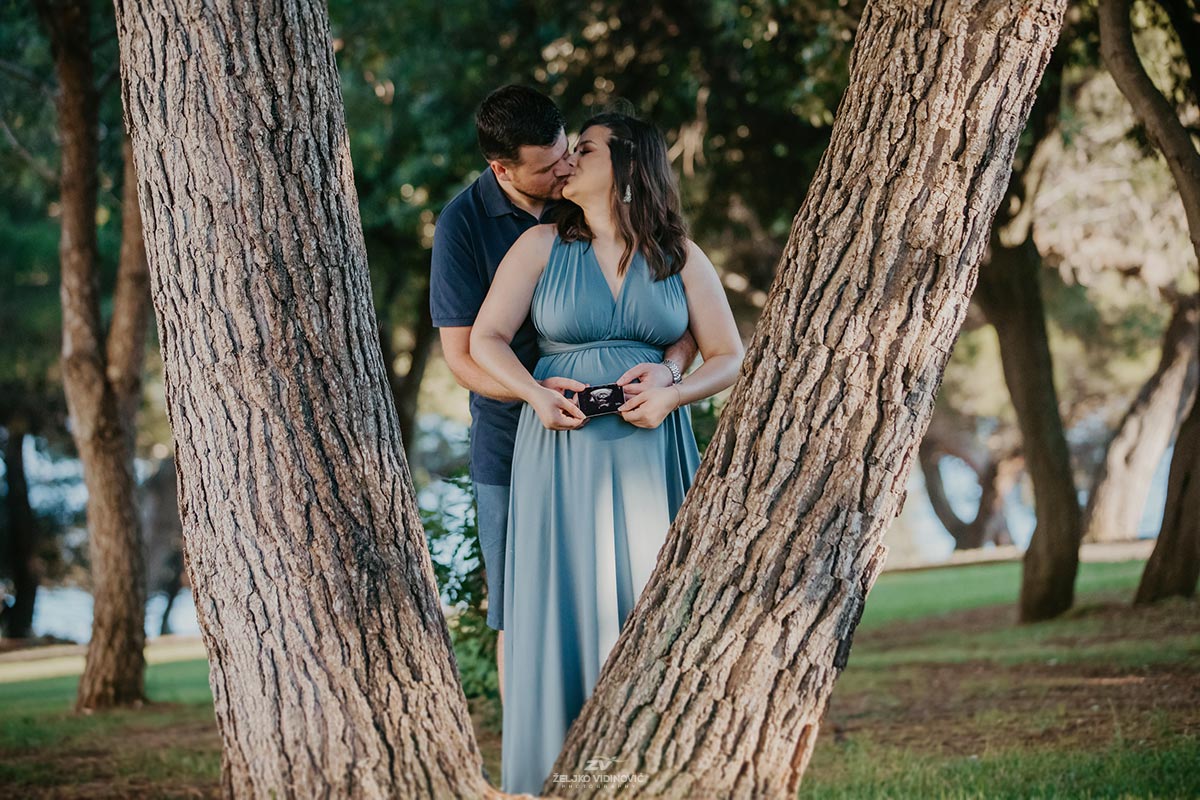 Pregnancy photosession in Pula, Croatia