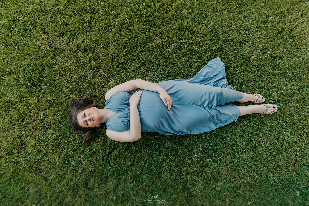 Pregnancy photosession in Pula, Croatia