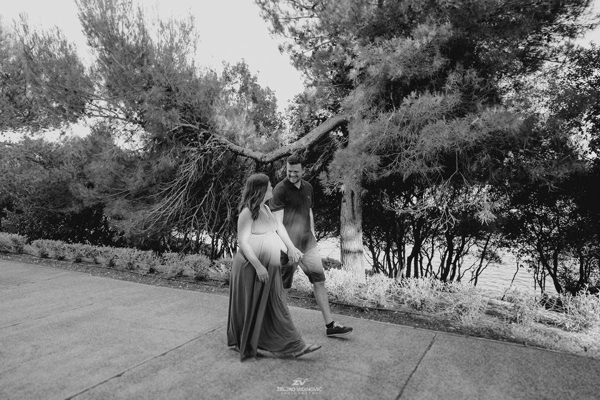 Pregnancy photosession in Pula, Croatia