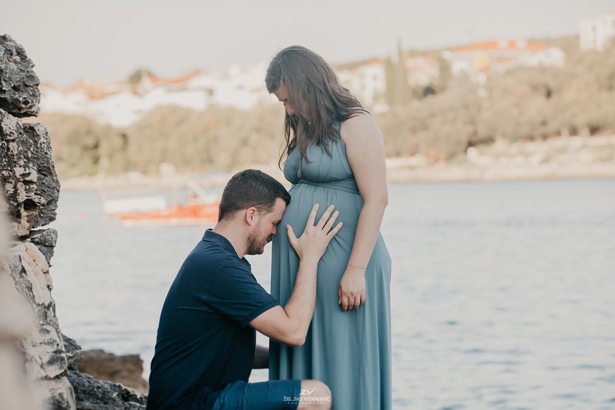 Pregnancy photosession in Pula, Croatia